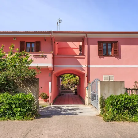 Bed & Breakfast L'aurora Viola Carbonia