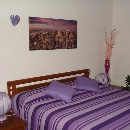 Bed & Breakfast L'aurora Viola Carbonia