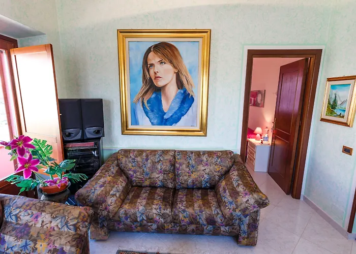 L'aurora Viola كاربونيا