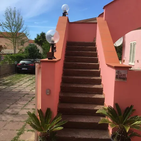 L'aurora Viola לינה וארוחת בוקר קרבוניה