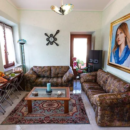 L'aurora Viola Bed & Breakfast Carbonia