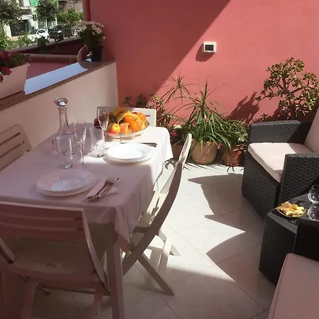 L'aurora Viola לינה וארוחת בוקר